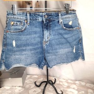 Levis denim shorts 2/26